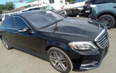 Uszkodzone auta z USA – czy warto sprowadzać?