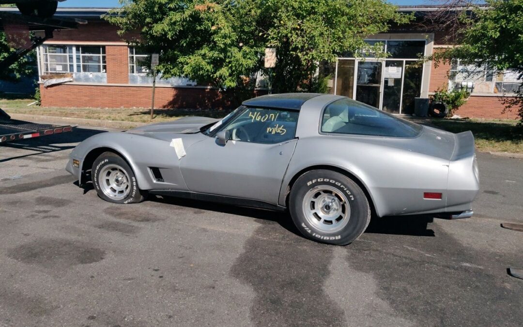 Renowacja samochodów amerykańskich: etapy, techniki i wyzwania