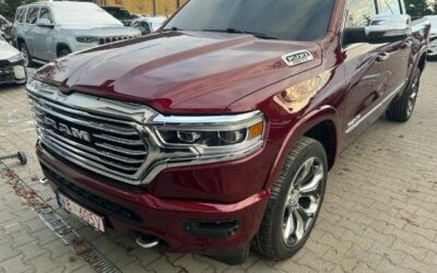 Dodge Ram Limited Longhorn z USA – Firmowy samochód USA Import