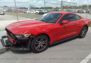 Ford Mustang 3.7 z USA uszkodzony