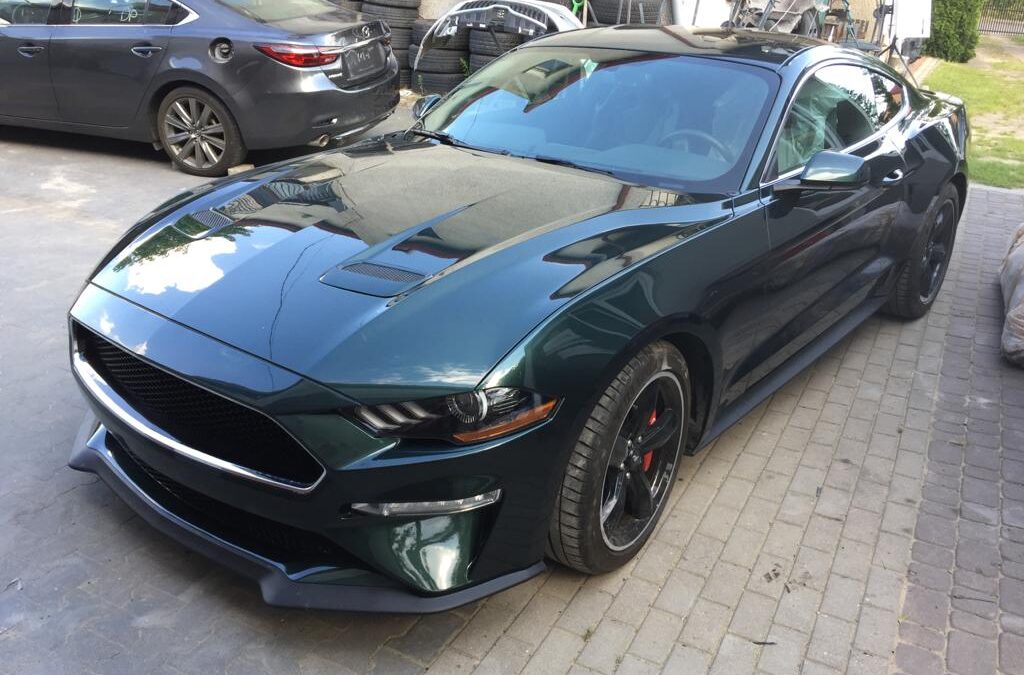 Ford Mustang Bullitt z USA – Import do Warszawy dla klienta